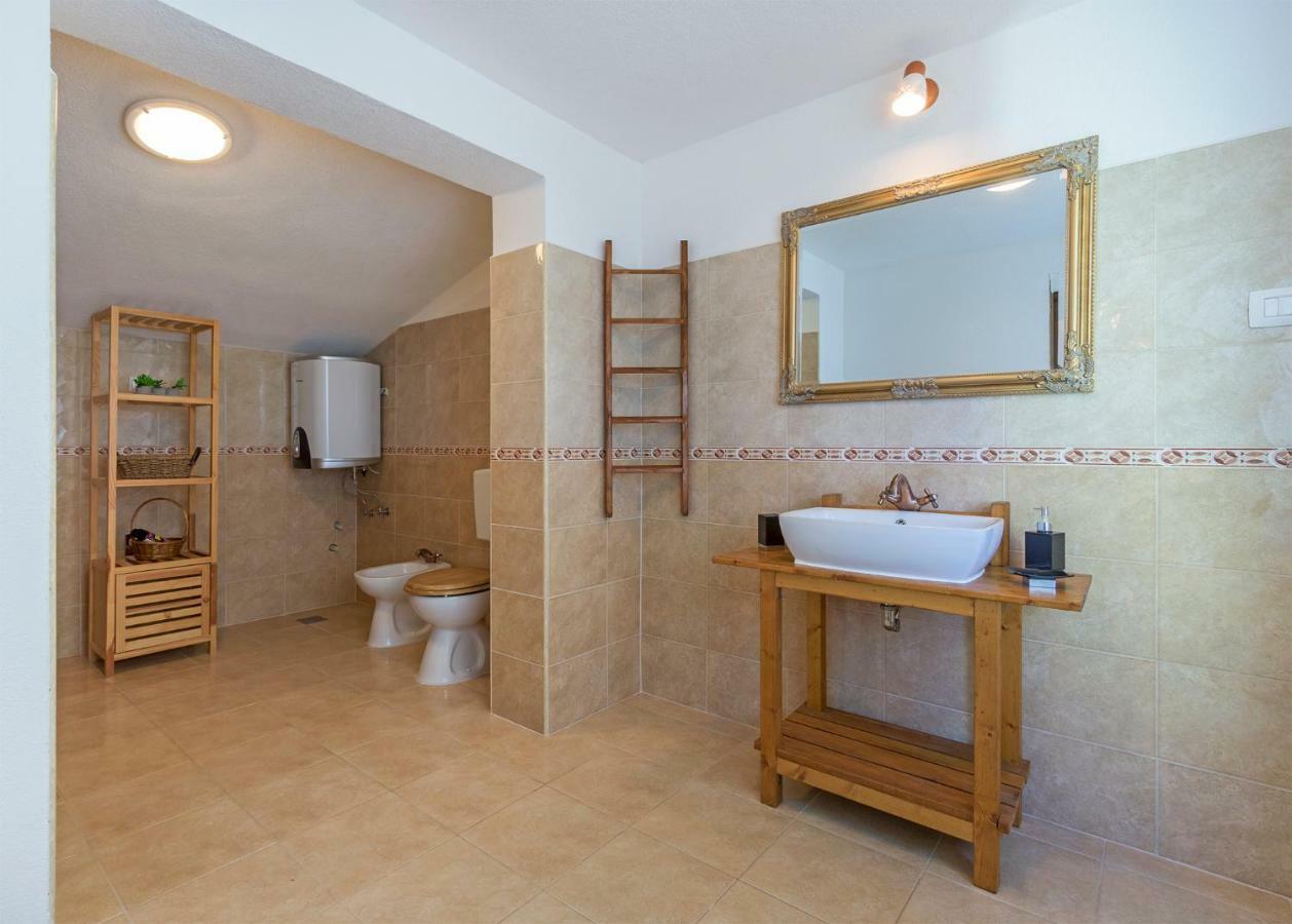 Vila Lokvanj Liznjan Ngoại thất bức ảnh